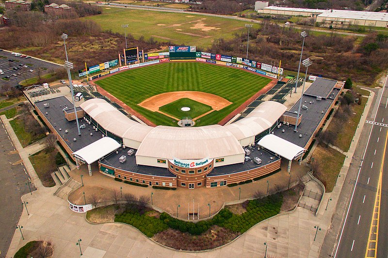 Long Island Ducks vs. York Revolution at Fairfield Properties Ballpark